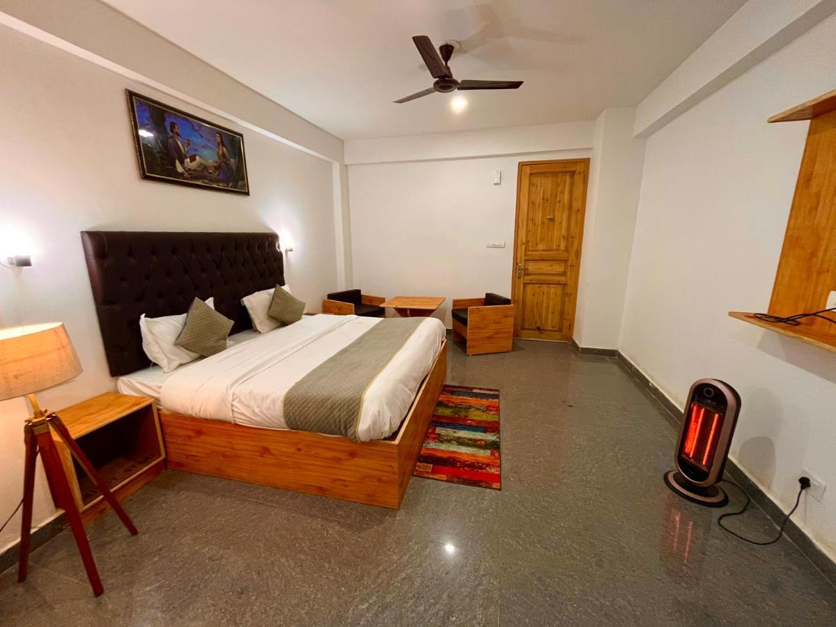 Hotel Beas River Retreat - A Riverside Hotel With Balcony Manāli Exterior foto