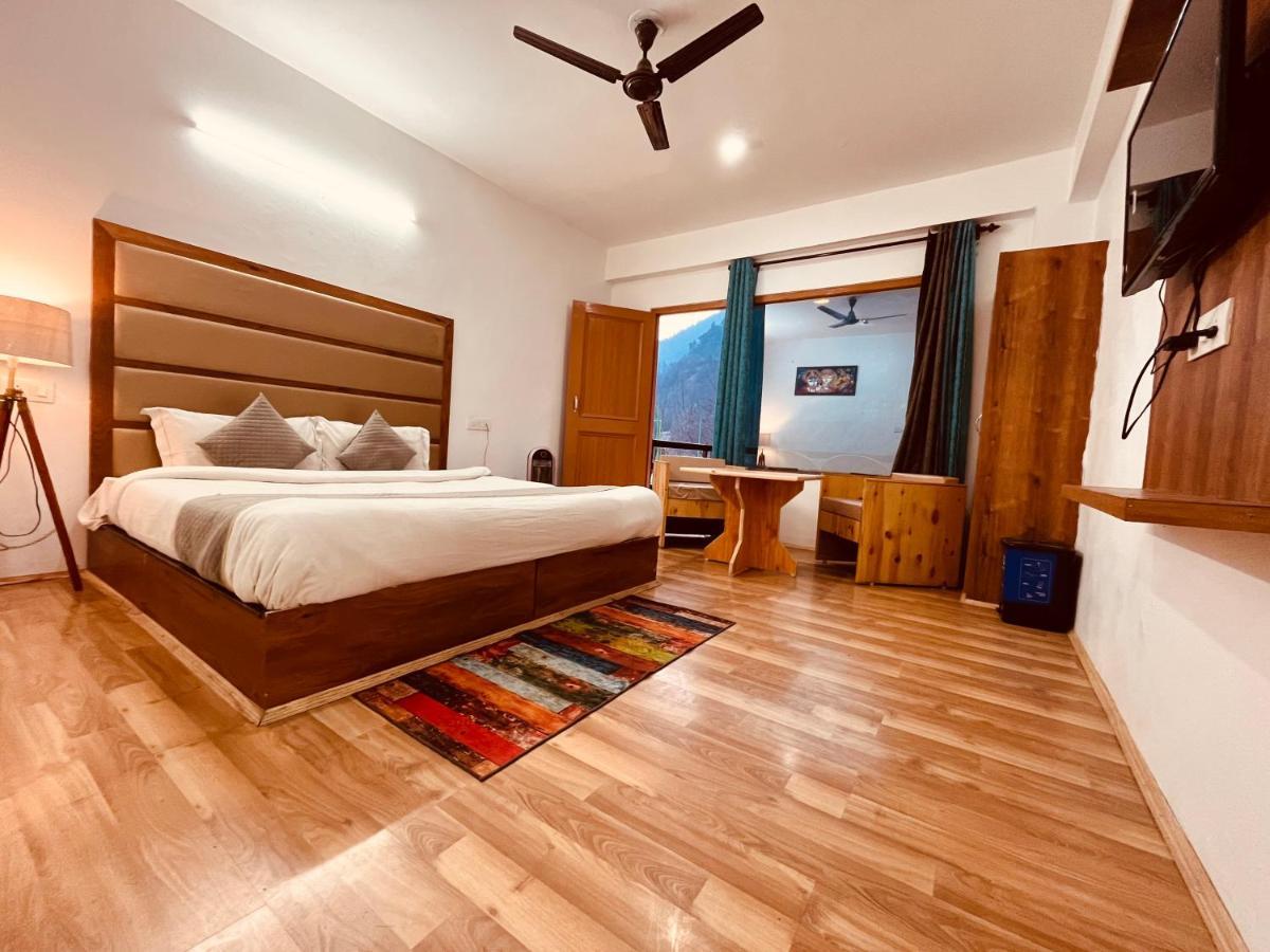 Hotel Beas River Retreat - A Riverside Hotel With Balcony Manāli Exterior foto