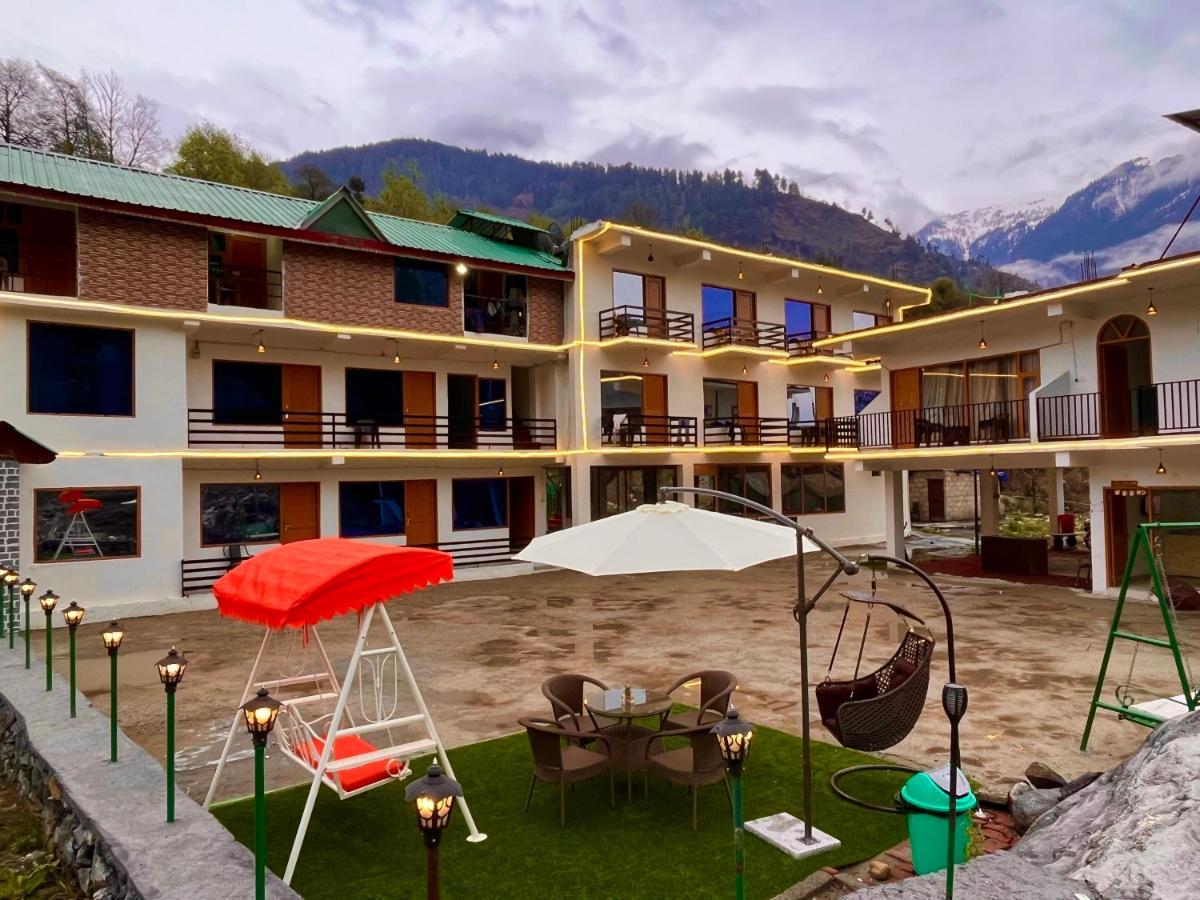 Hotel Beas River Retreat - A Riverside Hotel With Balcony Manāli Exterior foto